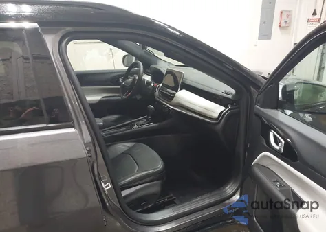 2023 Jeep Compass Limited 4X4 из США, поврежденный, VIN 3C4NJDCN4PT568220